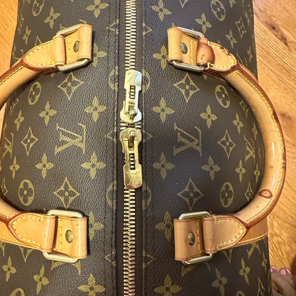 Authentic Louis Vuitton Keepall 55 Bag - Picture 14 of 16